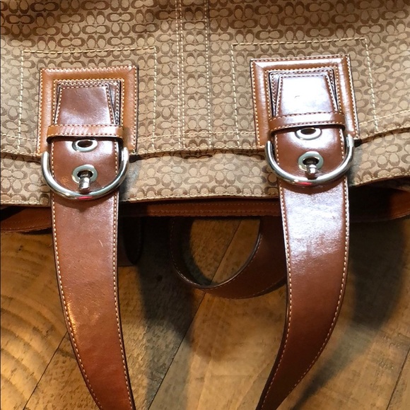 Coach brown shoulder bag 🤎 - Picture 8 of 8